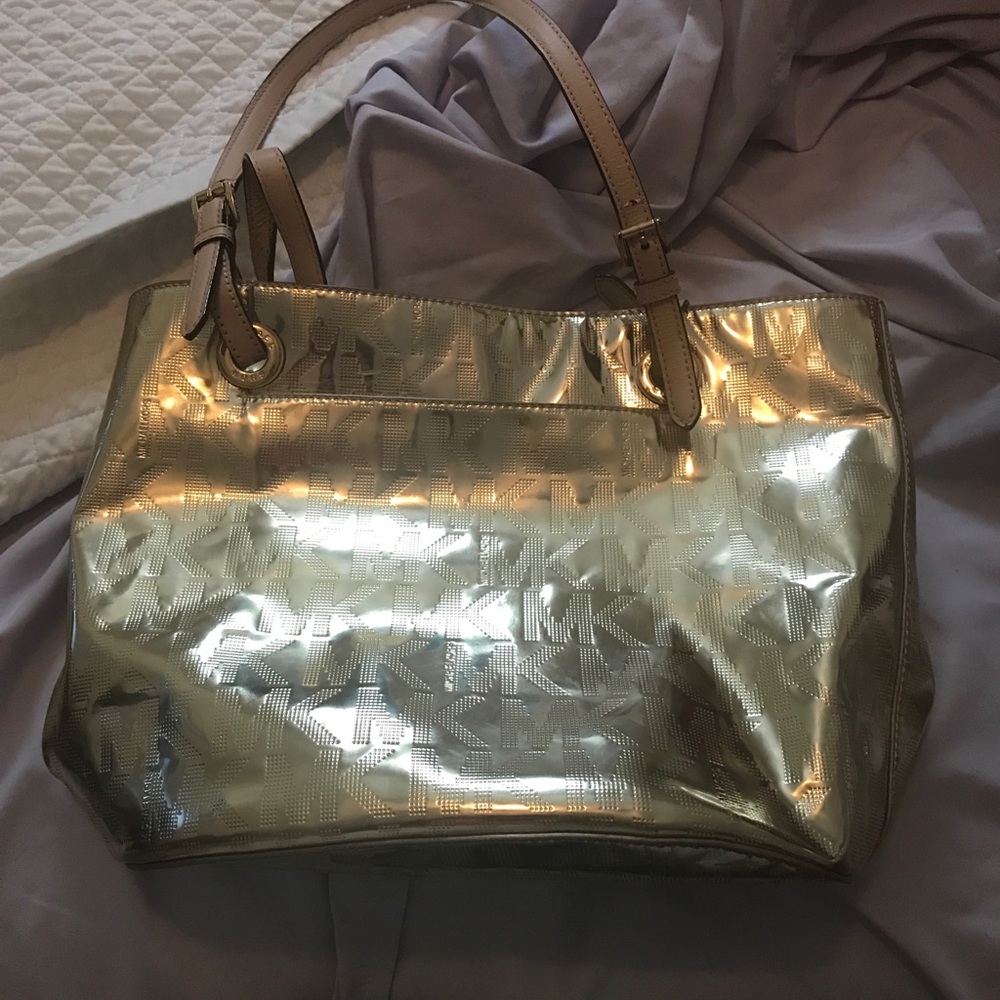 Michael Kors purse